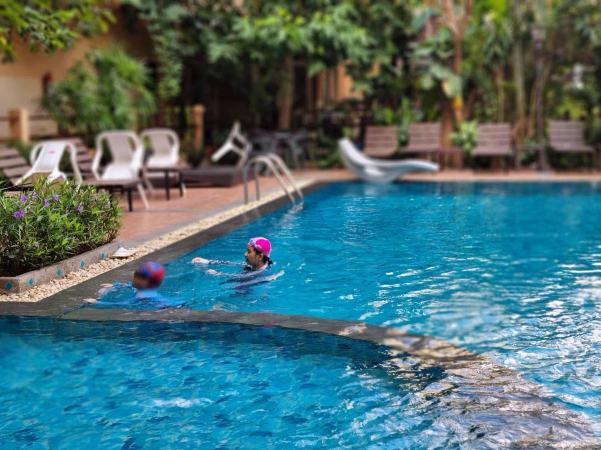 Opey De Place Pattaya Luaran gambar